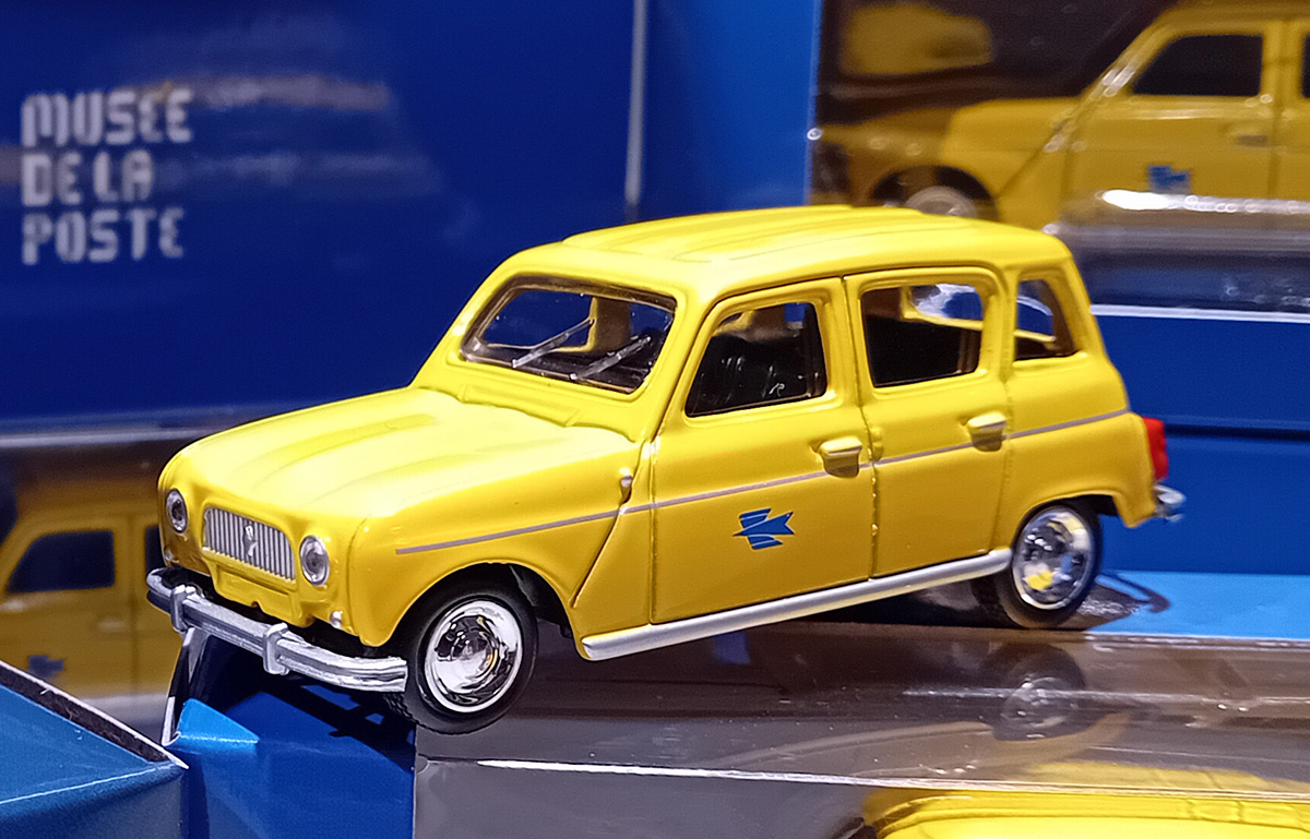 Vehicule miniature 4L La Poste Musee la Poste