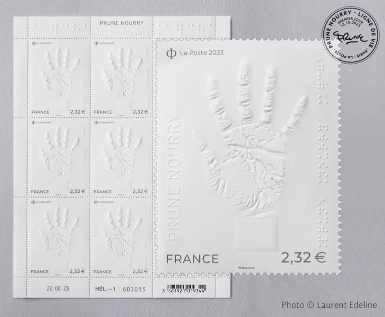  Stamp block and "Ligne de vie" stamp