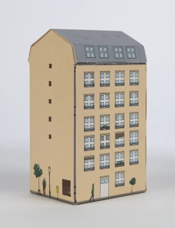 Vue 4 – Veilleuse solaire Bureau de poste en ville