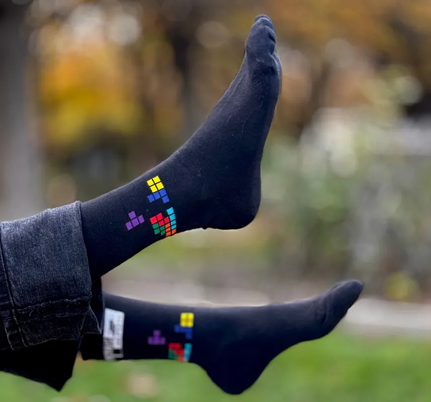 Vue 2 – Chaussettes La Poste Tetris