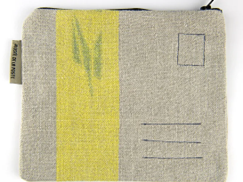 Vue 1 – Pochette Zip en toile postale