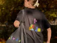 Vue 8 – T-shirt La Poste Tetris 